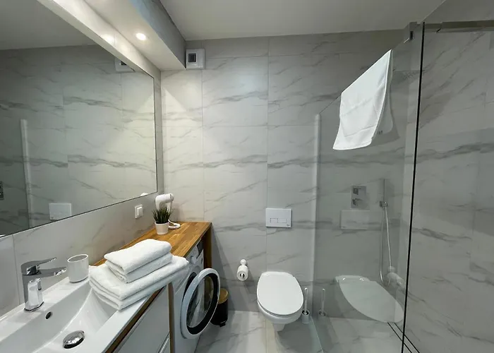 Baltic Style - Free Swimming Pool, Saunas & Fitness - Kasprowicza 20 דירה *